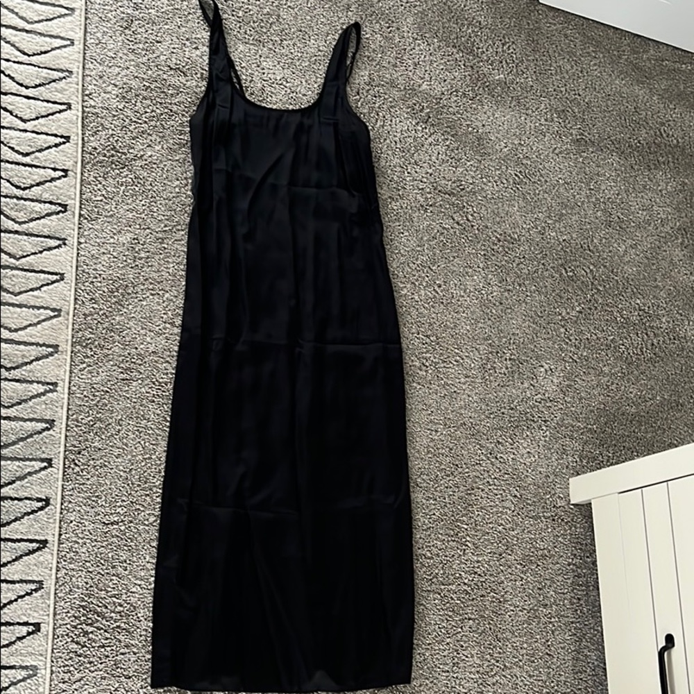 Black satin midi dress abercrombie